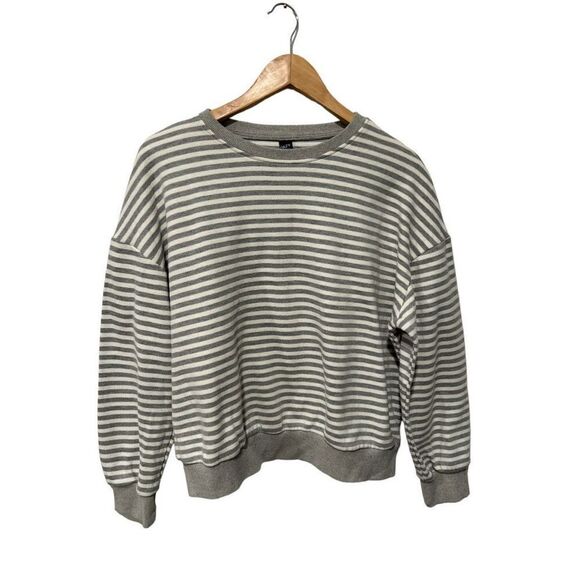 Dazy Grey White Striped Knit Crewneck Pull Over Sweater Size Small - Picture 1 of 11